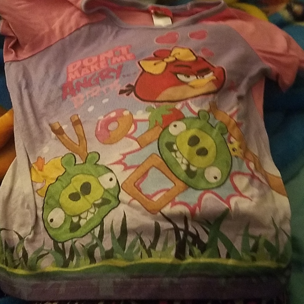 Girls bed shirt